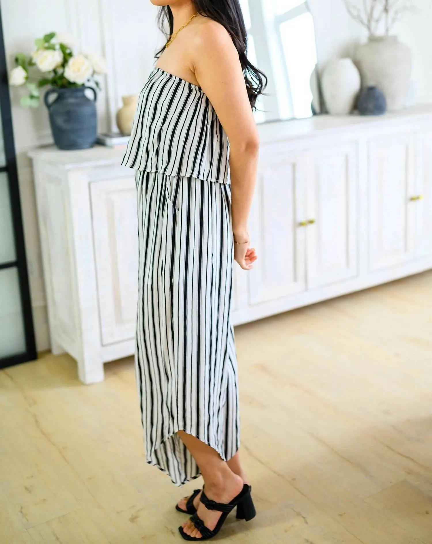 Andree By Unit - Modern Stripes Sleeveless Jumpsuit