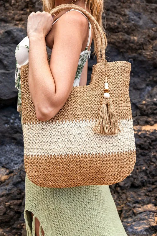Chic Two-Tone Straw Tote With Wooden Bead Tassel Spacious Beach Travel Bag