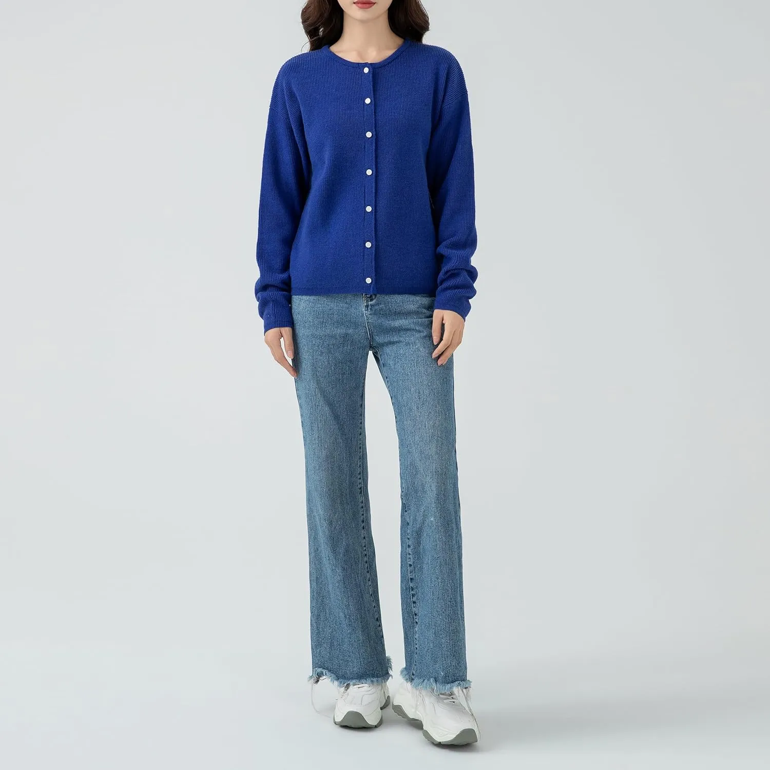 Simple&Opulence Women’s Cardigan Button Down Crew Neck Sweater Open Front Long Sleeve Lightweight Knitted Sweaters