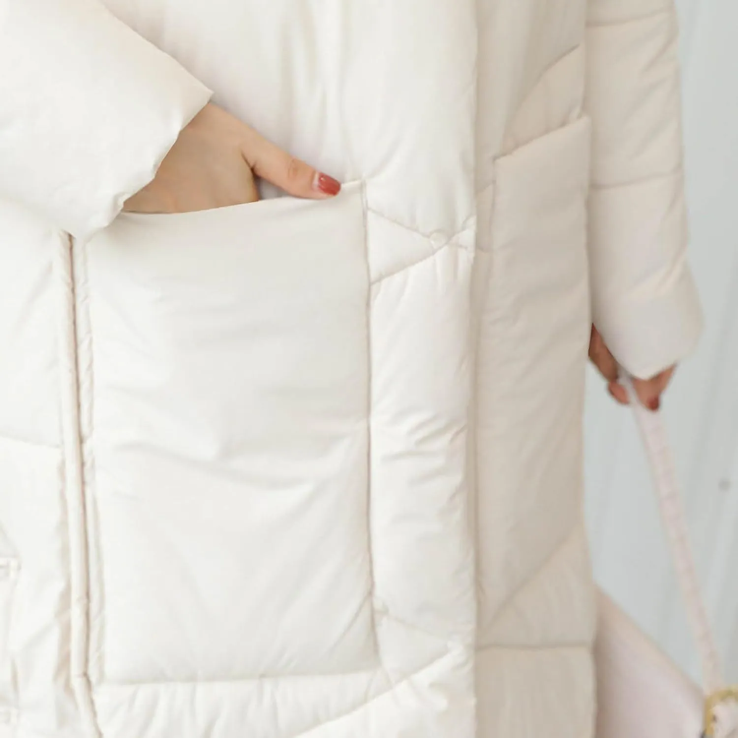 Women's Winter Thicken Puffer Coat Warm Snow Jacket with Hood Simple Classic Down Coats Parka Casual Work Clothes